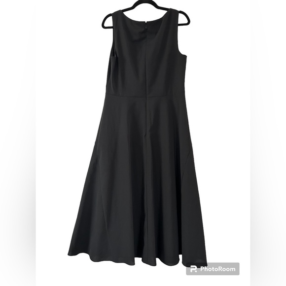 NWT Theory Crisp Poly Cut Out Dress - Picture 3 of 5